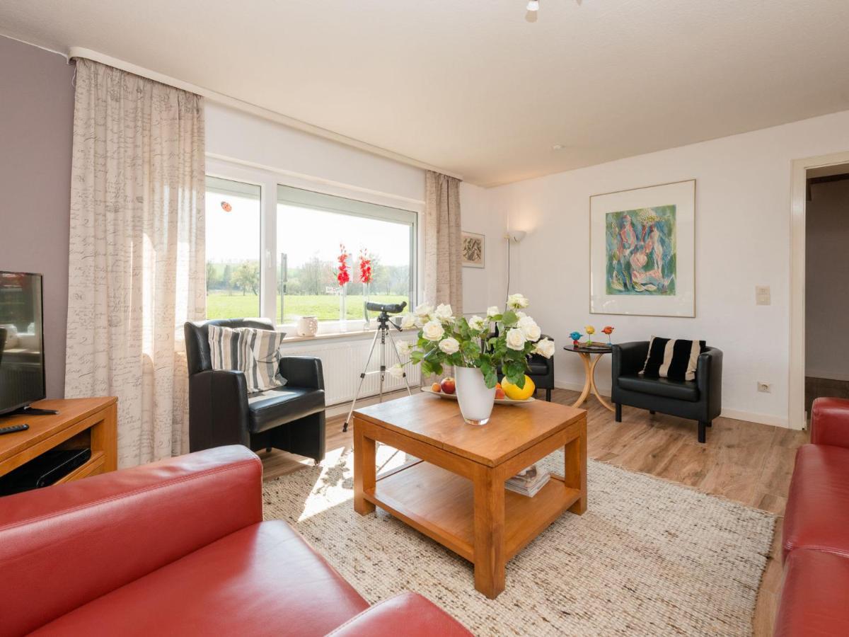 Modern Holiday Home Near River In Amelgatzen Emmerthal Номер фото
